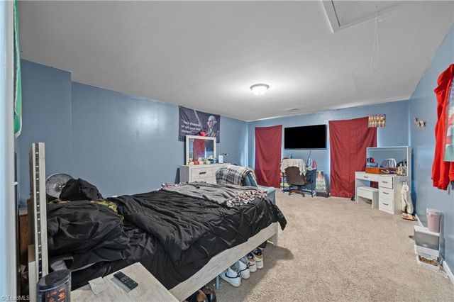 2586 Lacy Holt Road, Graham, NC 27253