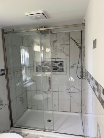 41 Roadside Dr, Hamlin, NY 14464