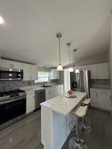 41 Roadside Dr, Hamlin, NY 14464