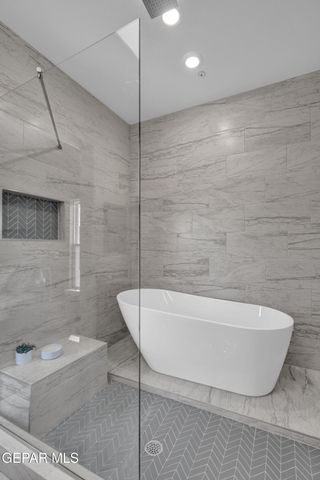 209 Bonnie Trail, Santa Teresa, NM 88008