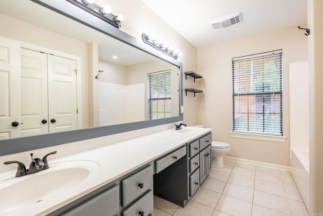 106 Charleston Lane, Little Rock, AR 72223