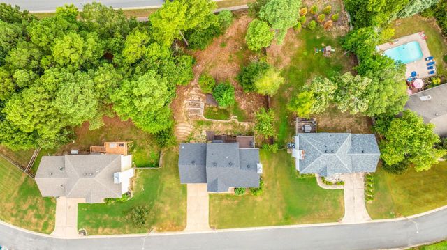 106 Charleston Lane, Little Rock, AR 72223
