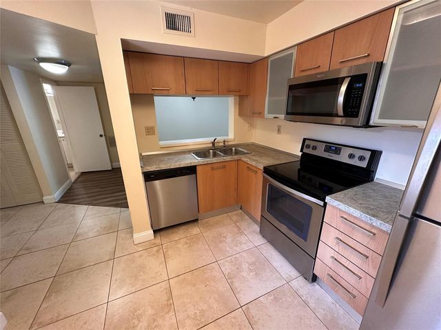 729 NW 91st Terrace 729, Plantation, FL 33324
