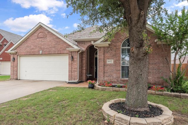 4412 Jessica Street, Fort Worth, TX 76244