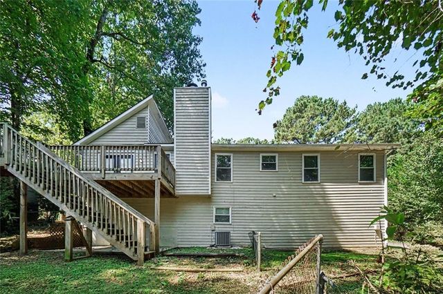 823 Moonlit Lane NW, Acworth, GA 30102