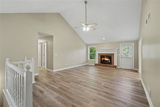 823 Moonlit Lane NW, Acworth, GA 30102