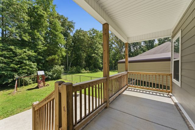 141 Stone Haven Dr, Smithville, TN 37166