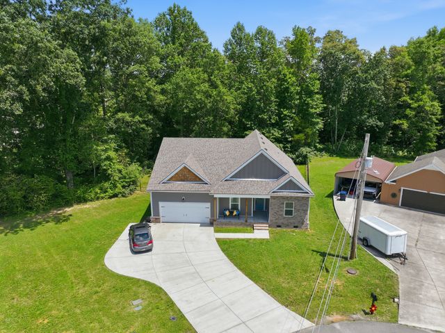 141 Stone Haven Dr, Smithville, TN 37166