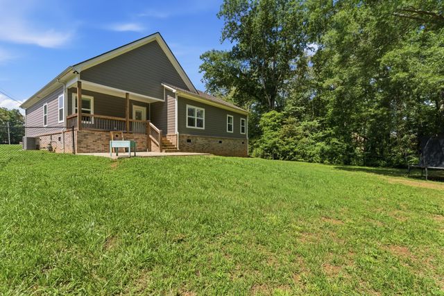 141 Stone Haven Dr, Smithville, TN 37166