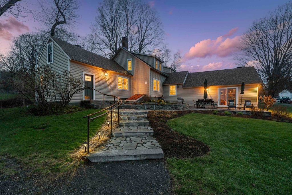 325 Cemetery Road, West Windsor, VT 05089
