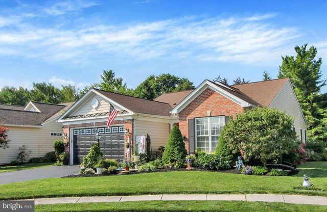311 FOXLEIGH DR, Hanover, PA 17331