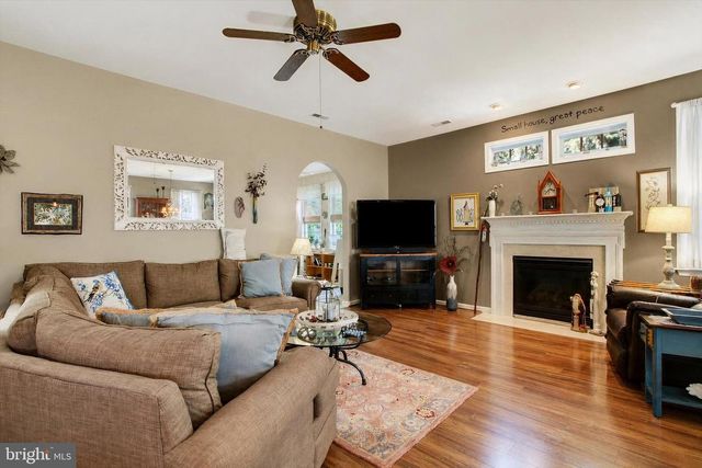 311 FOXLEIGH DR, Hanover, PA 17331