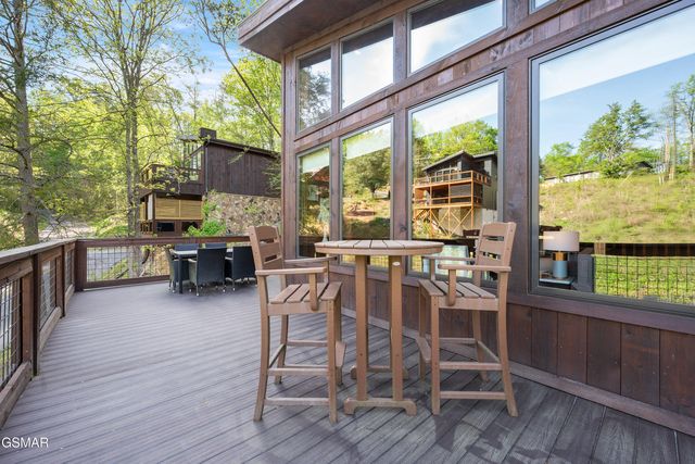 1613 Mitchell Farm Road, Sevierville, TN 37876