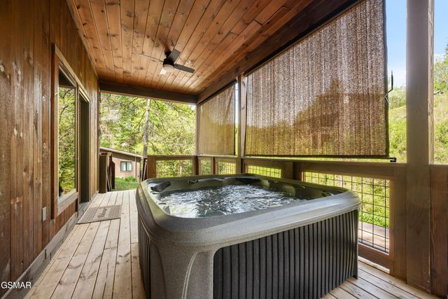 1613 Mitchell Farm Road, Sevierville, TN 37876