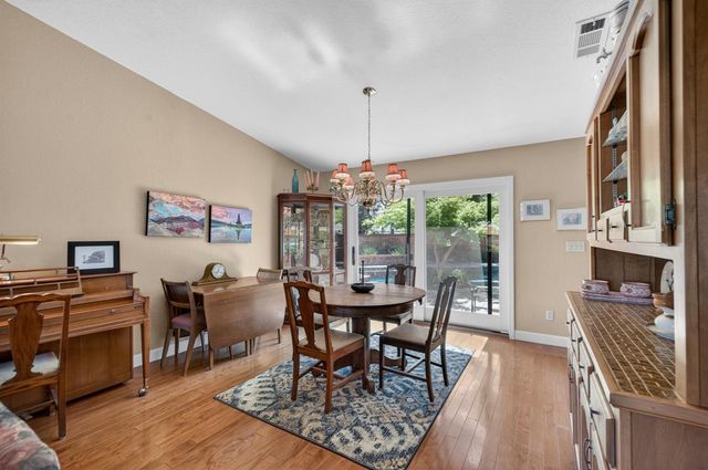 8794 FROSSES Ct, Sacramento, CA 95828