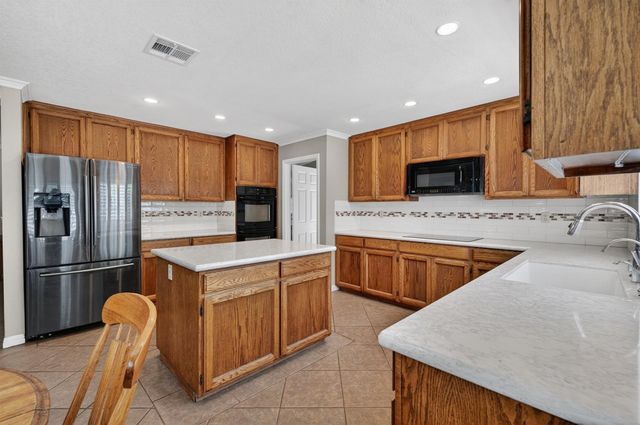 8794 FROSSES Ct, Sacramento, CA 95828