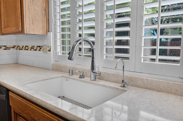 8794 FROSSES Ct, Sacramento, CA 95828