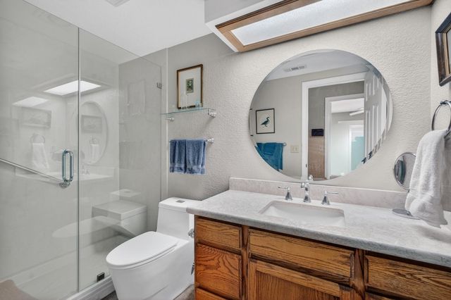 8794 FROSSES Ct, Sacramento, CA 95828