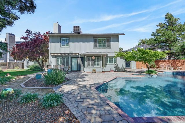 8794 FROSSES Ct, Sacramento, CA 95828