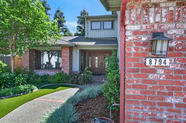 8794 FROSSES Ct, Sacramento, CA 95828