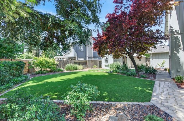 8794 FROSSES Ct, Sacramento, CA 95828