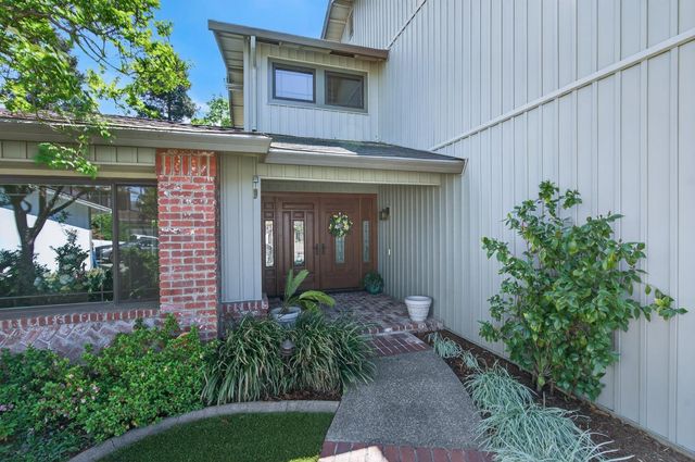 8794 FROSSES Ct, Sacramento, CA 95828