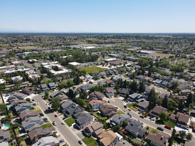 8794 FROSSES Ct, Sacramento, CA 95828