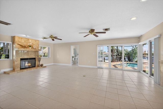 3640 HARBORVIEW COURT, New Port Richey, FL 34652