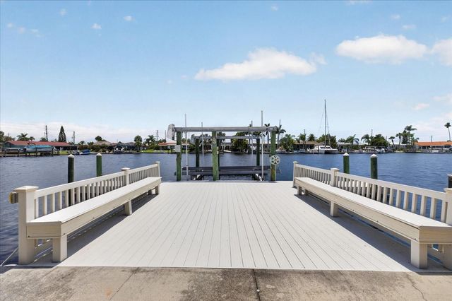 3640 HARBORVIEW COURT, New Port Richey, FL 34652
