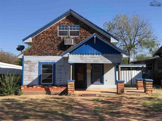 407 W HARRISON AVENUE, Electra, TX 76360