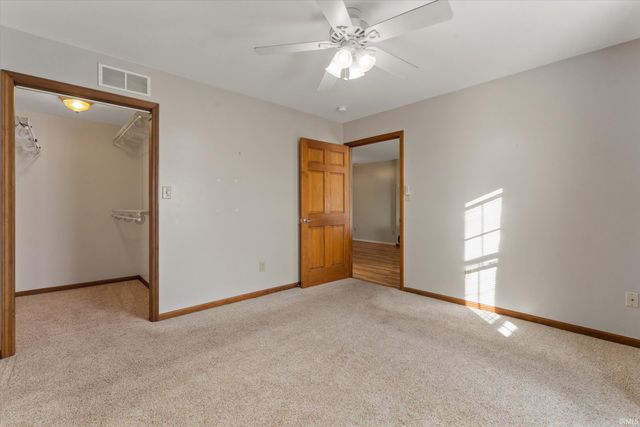 2301 Aurora Avenue, Elkhart, IN 46517