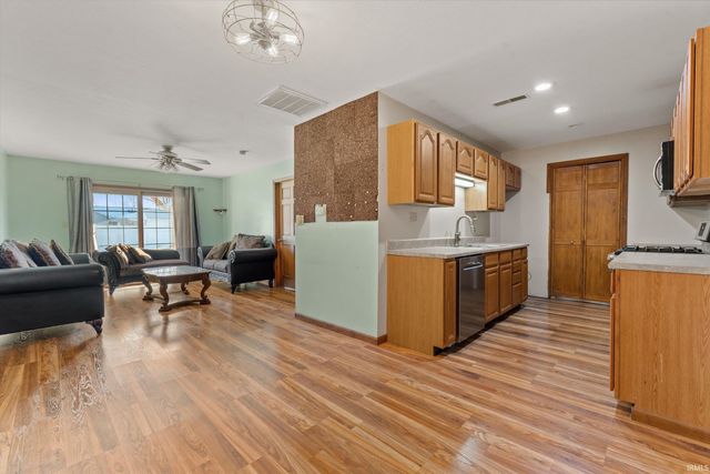 2301 Aurora Avenue, Elkhart, IN 46517