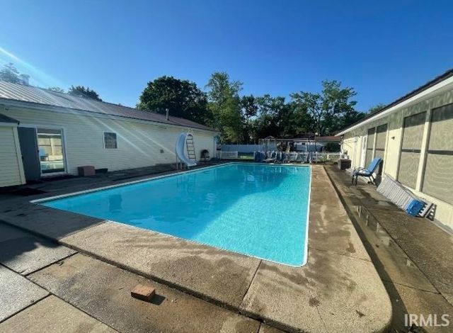 2301 Aurora Avenue, Elkhart, IN 46517