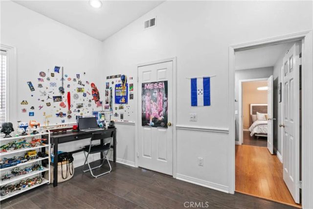 2809 Silk Oak Avenue, Thousand Oaks, CA 91362
