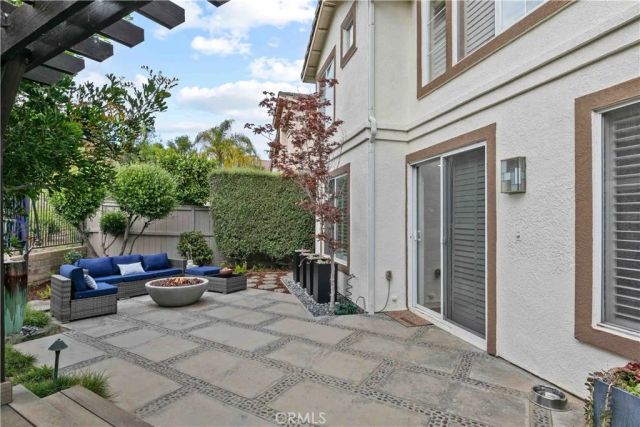 2809 Silk Oak Avenue, Thousand Oaks, CA 91362