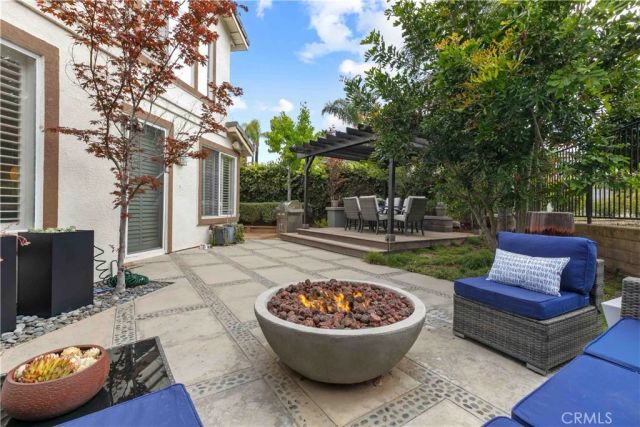 2809 Silk Oak Avenue, Thousand Oaks, CA 91362
