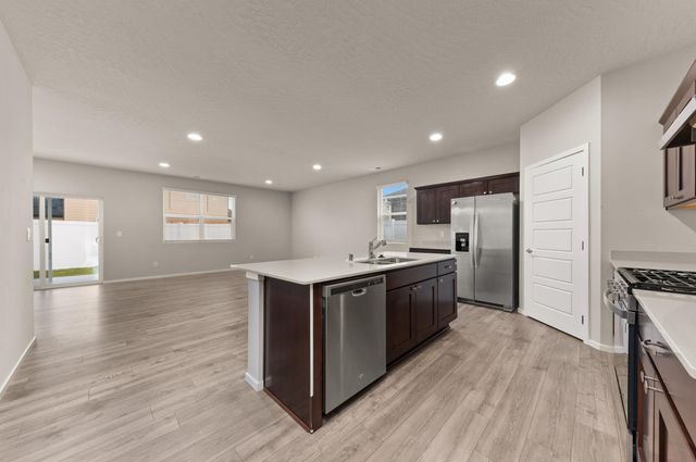 8414 W Sugar Ct, Cheney, WA 99004