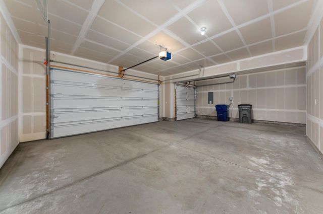 8414 W Sugar Ct, Cheney, WA 99004