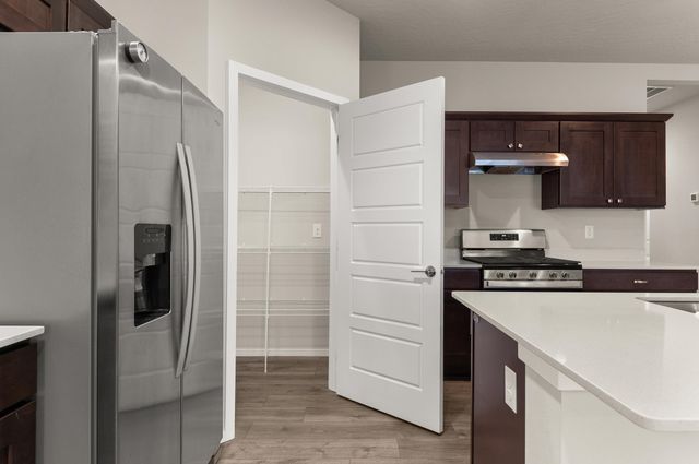 8414 W Sugar Ct, Cheney, WA 99004