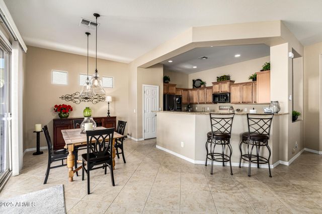 4816 W BARKO Lane, New River, AZ 85087