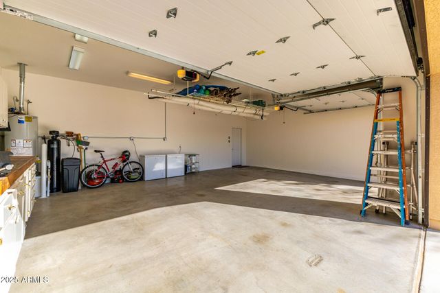 4816 W BARKO Lane, New River, AZ 85087