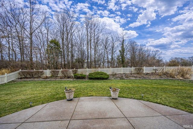 10745 Havenwood Meadows Drive, Evansville, IN 47725