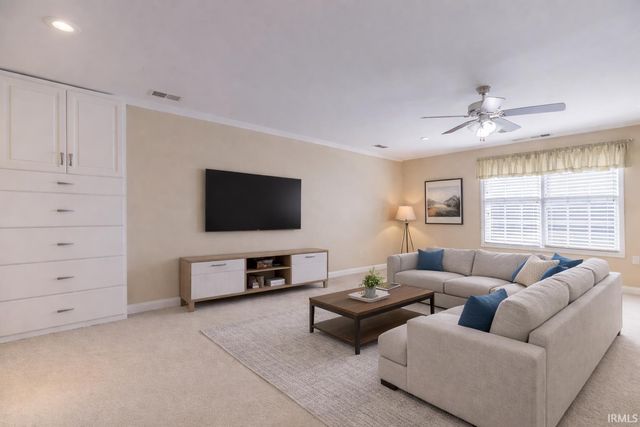 10745 Havenwood Meadows Drive, Evansville, IN 47725