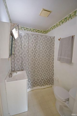 503 E 8th Street, Fowler, IN 47944