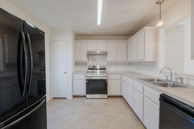 606 Redbud DR, Copperas Cove, TX 76522