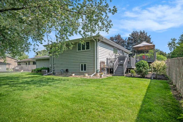 7650 W 84th Place, Crown Point, IN 46307