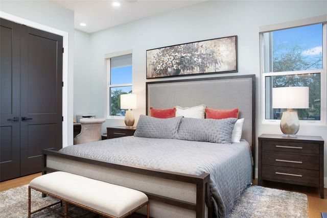 4640 35TH AVENUE N, St Petersburg, FL 33713