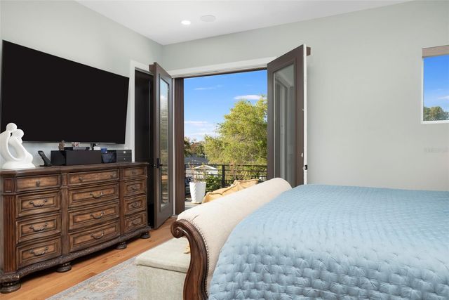 4640 35TH AVENUE N, St Petersburg, FL 33713