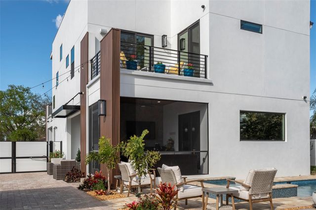 4640 35TH AVENUE N, St Petersburg, FL 33713