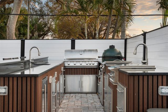 4640 35TH AVENUE N, St Petersburg, FL 33713